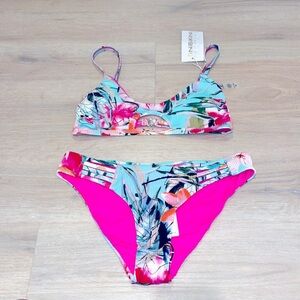 NWT Tinibikini swimsuit swimwear reversible tropical palm print Bikini 2 pc NEW
